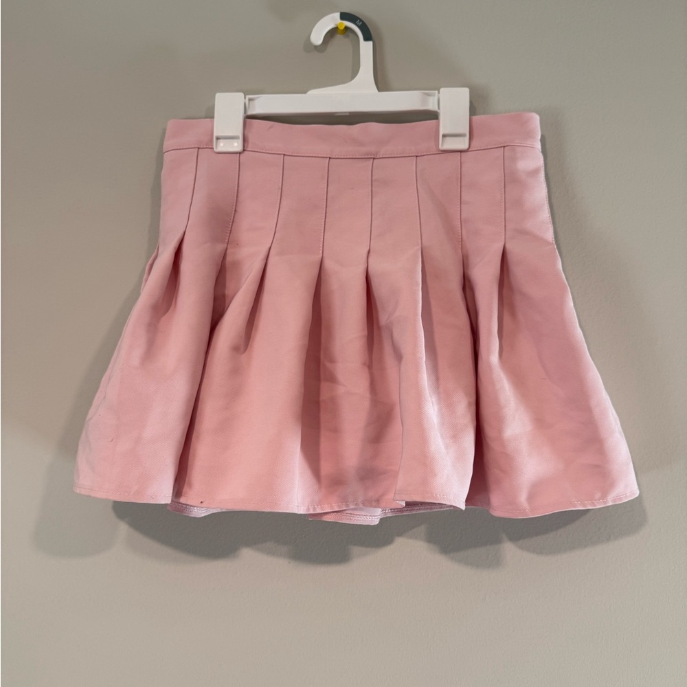 Elegant Pink Pleated Skirt